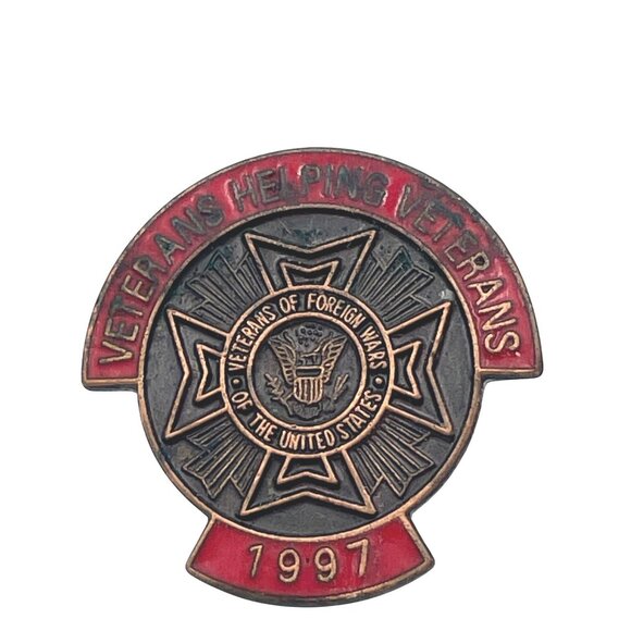 VFW 1997 Veterans Helping Veterans Lapel Pin Collectible Badge - Picture 1 of 4